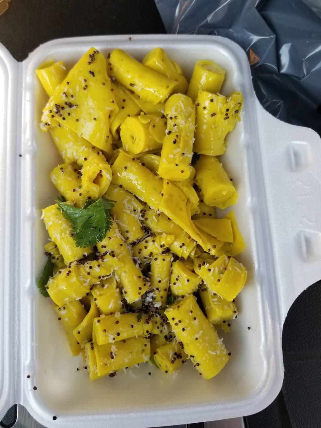 Sai-Lila Khaman Dhokla House | restaurant | 870 Markham Rd, Scarborough, ON M1H 2Y2, Canada | 4164319991 OR +1 416-431-9991