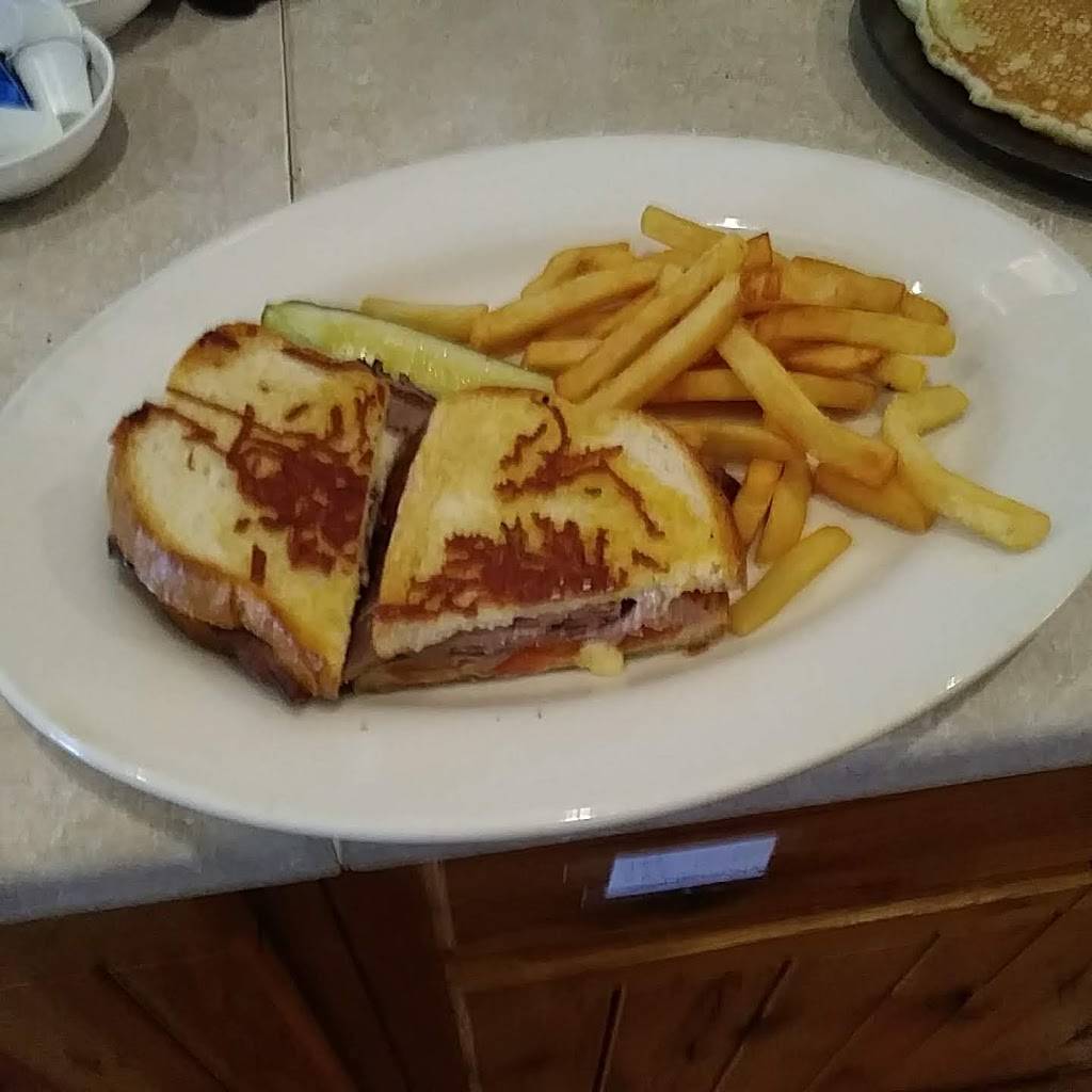 Wildberries | restaurant | 745 W Baseline Rd, Mesa, AZ 85210, USA | 4805450768 OR +1 480-545-0768