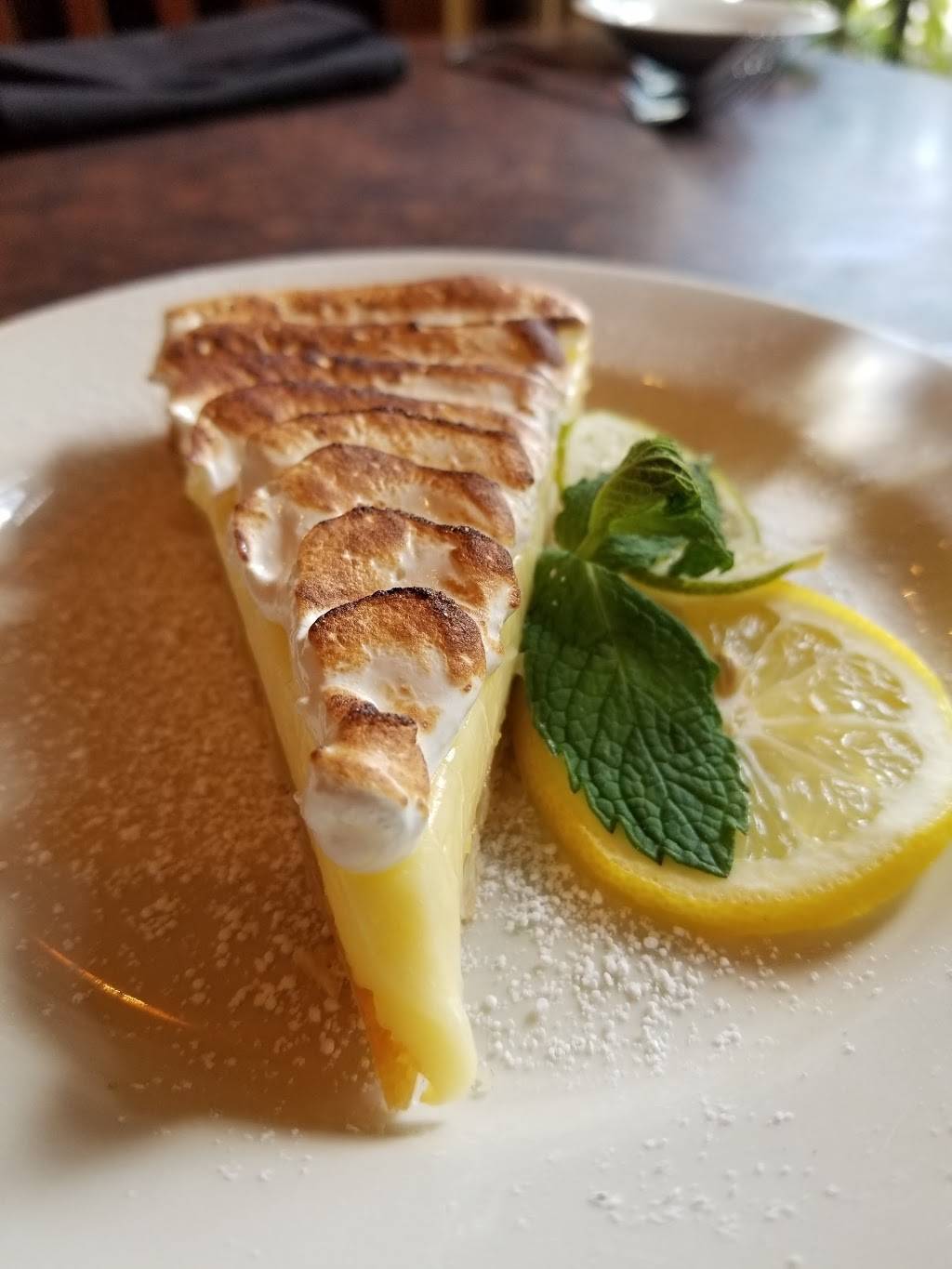 Vincents Restaurant | restaurant | 2701 W Dallas St, Houston, TX 77019, USA | 7135284313 OR +1 713-528-4313