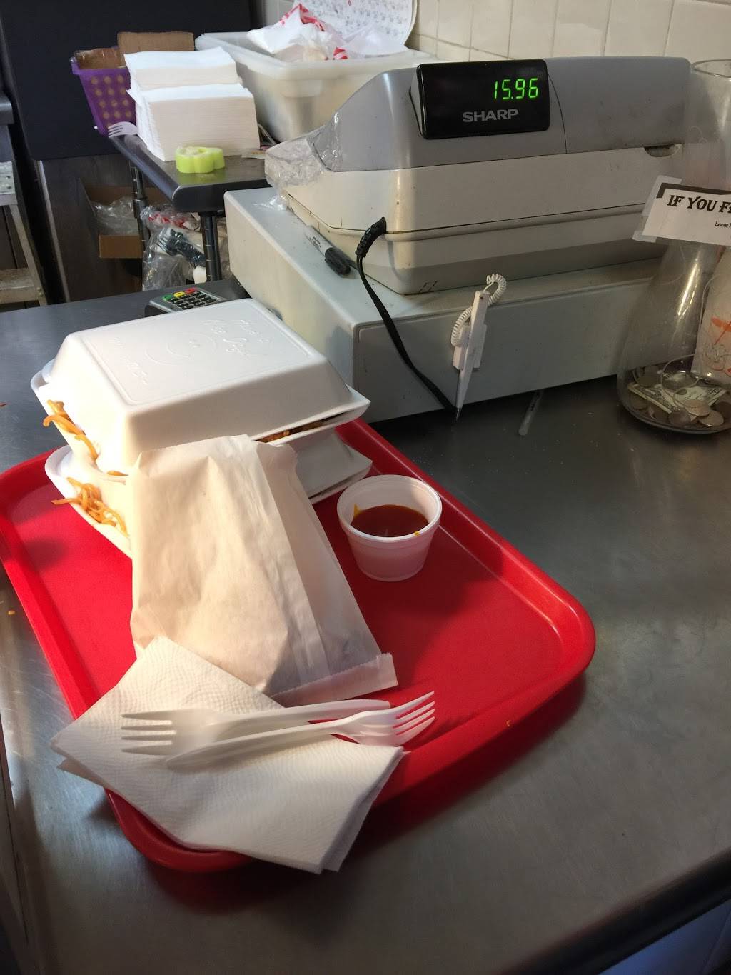 Lucky Wok BBQ Chinese Food | restaurant | 8304 Limonite Ave, Riverside, CA 92509, USA | 9516817978 OR +1 951-681-7978