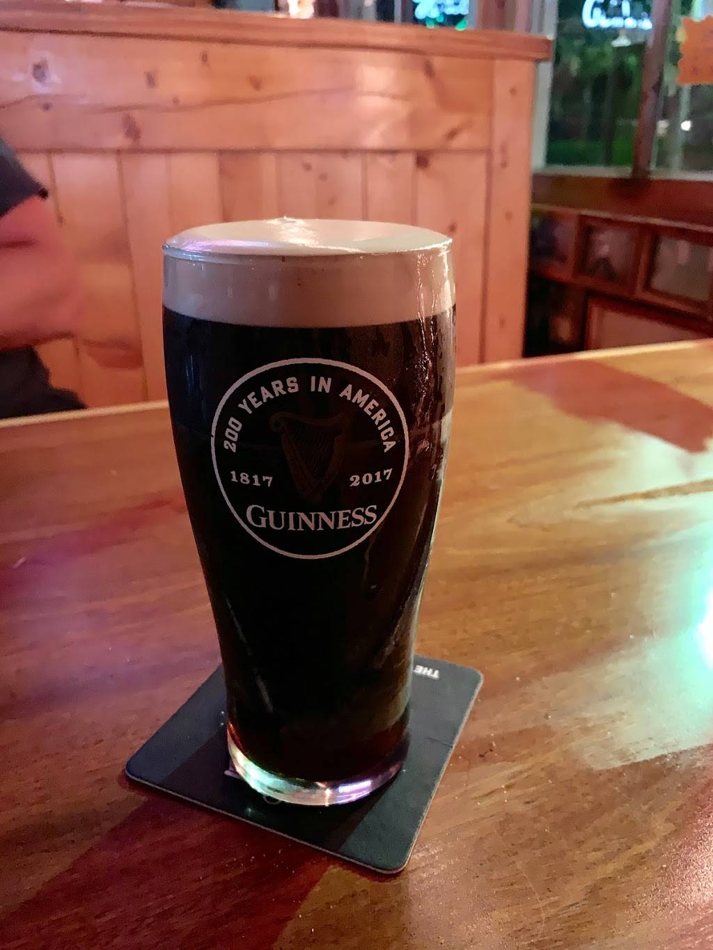 Dunleavys Pub | restaurant | 2213 Middle St # B, Sullivans Island, SC 29482, USA | 8438839646 OR +1 843-883-9646