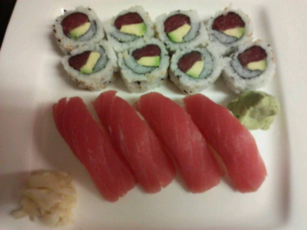 Charlies Place | restaurant | 1960 Madison Ave # 1, New York, NY 10035, USA | 2124100277 OR +1 212-410-0277