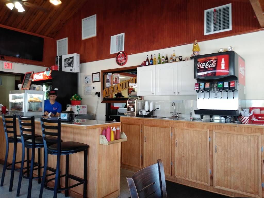 La Cubanita Sandwich (formerly Cuban Sandwich) | restaurant | 101 S Babcock St, Melbourne, FL 32901, USA | 3217687889 OR +1 321-768-7889