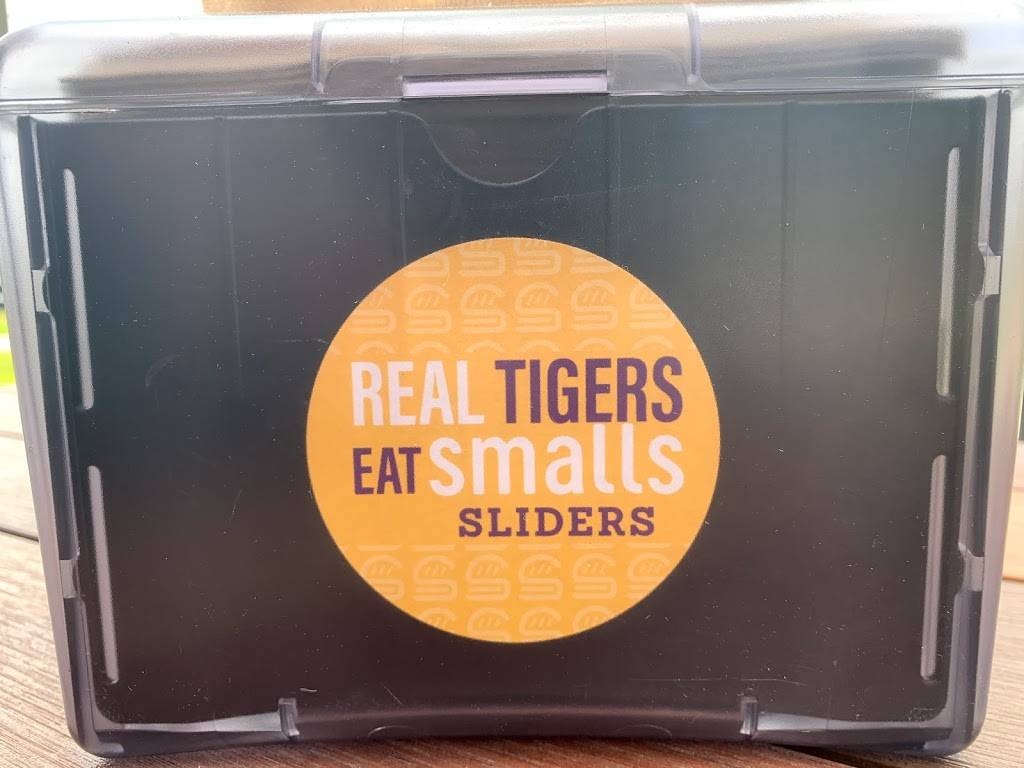 Smalls Sliders | restaurant | 4343 Nicholson Dr, Baton Rouge, LA 70808, USA | 2252560046 OR +1 225-256-0046