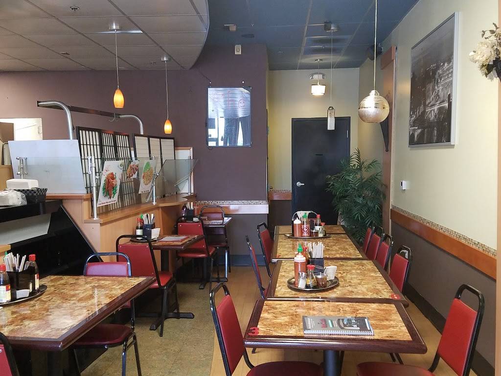 Pho Lee | restaurant | 602 W Union Hills Dr, Phoenix, AZ 85027, USA | 6237771812 OR +1 623-777-1812