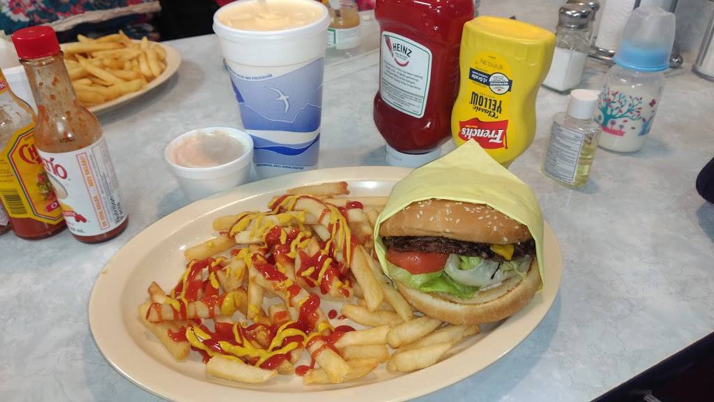 Terrys Burgers | restaurant | 6709 Carnelian St, Alta Loma, CA 91701, USA | 9094819188 OR +1 909-481-9188