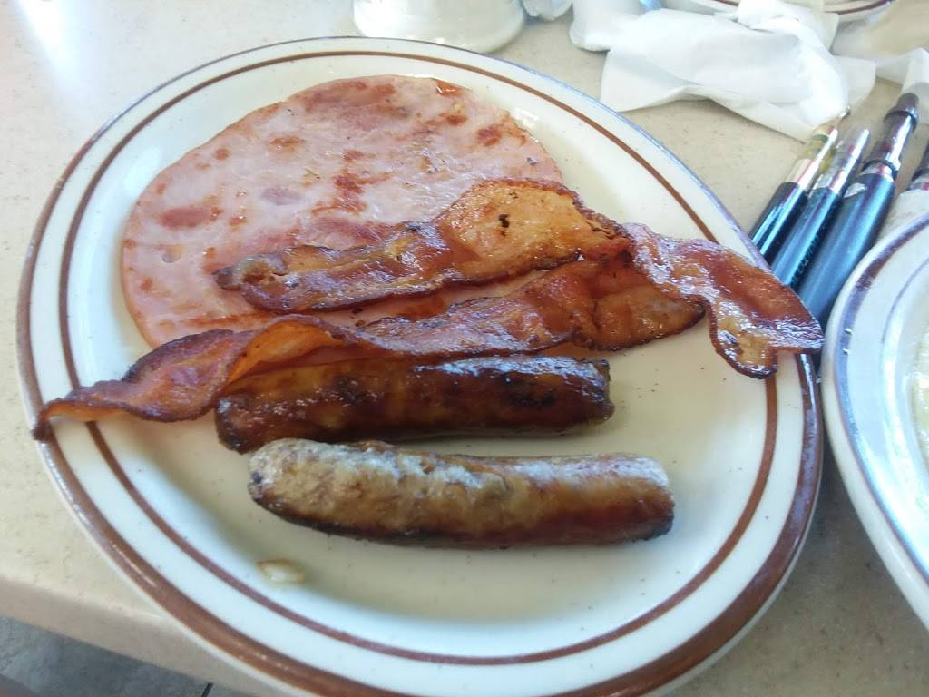 Leos Coney Island | restaurant | Flint, MI 48507, USA | 8107201100 OR +1 810-720-1100