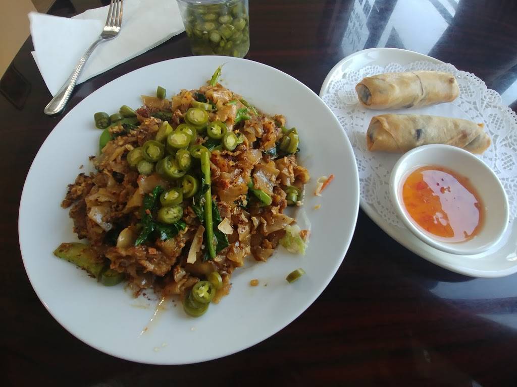 Jackpot Thai | restaurant | 2160 S Waterman Ave # C, San Bernardino, CA 92408, USA | 9098241324 OR +1 909-824-1324