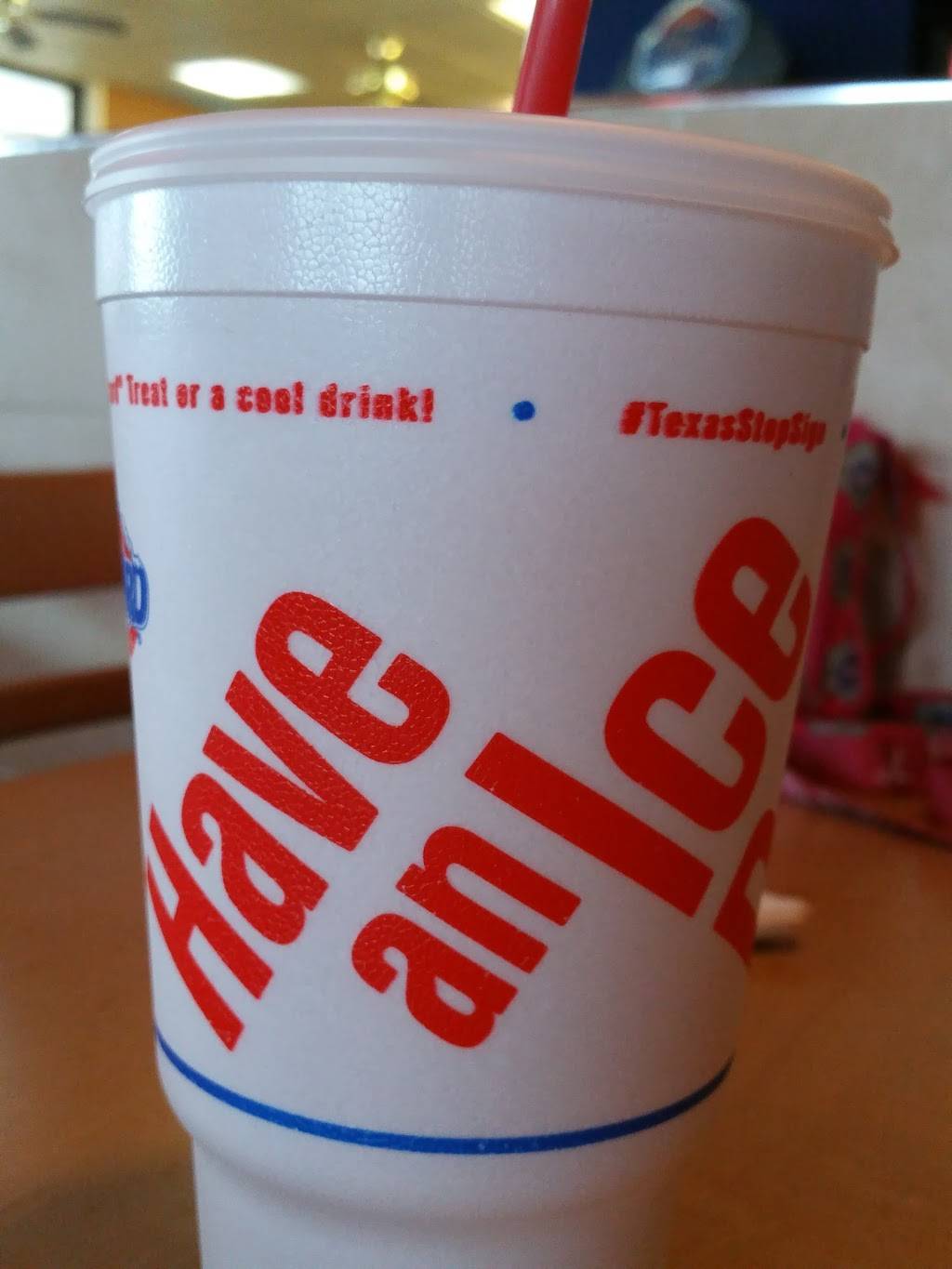 Dairy Queen | restaurant | 334 W Main St, Gun Barrel City, TX 75156, USA | 9038872929 OR +1 903-887-2929