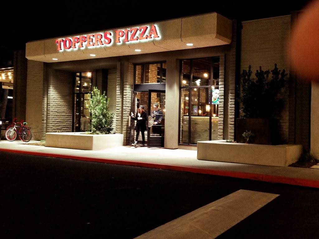 Toppers Pizza | restaurant | 425 Arneill Rd, Camarillo, CA 93010, USA | 8053854444 OR +1 805-385-4444