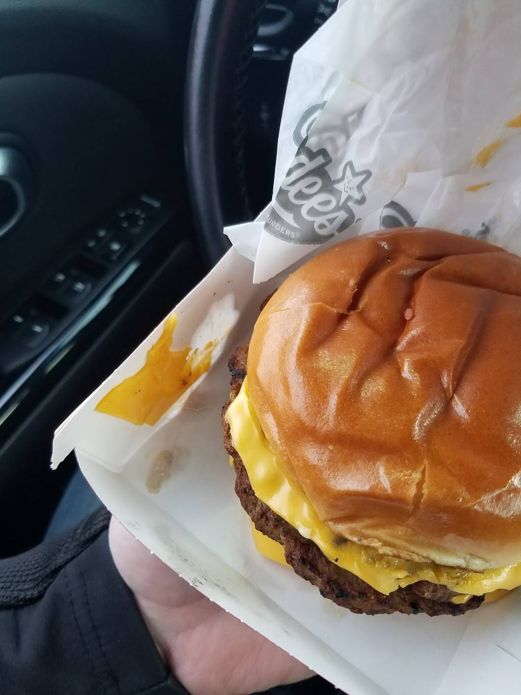 Hardees | restaurant | 4202 S Broadway, St. Louis, MO 63111, USA | 3148324880 OR +1 314-832-4880