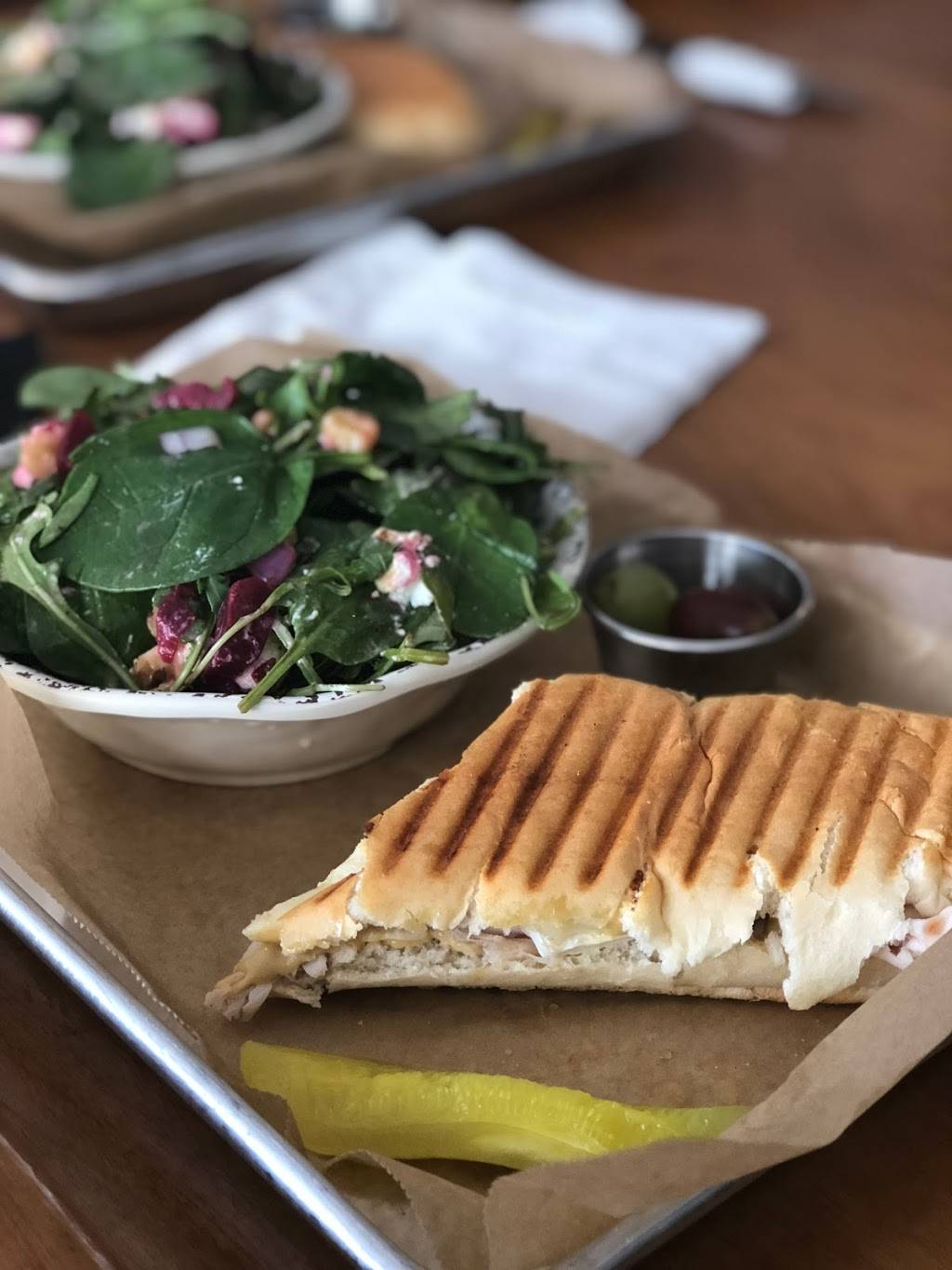 Gorilla Joes Public House | restaurant | 3330 E Atlantic Blvd, Pompano Beach, FL 33062, USA | 7548007311 OR +1 754-800-7311