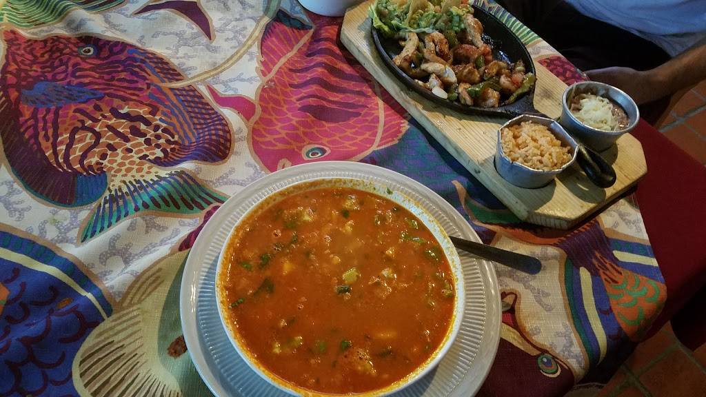 El Pescador Restaurant | restaurant | Carretera Transpeninsular km 43.7, La Ladrillera El Pescador, 22716 Playas del Rosarito, B.C., Mexico | 016616140854 OR +52 661 614 0854