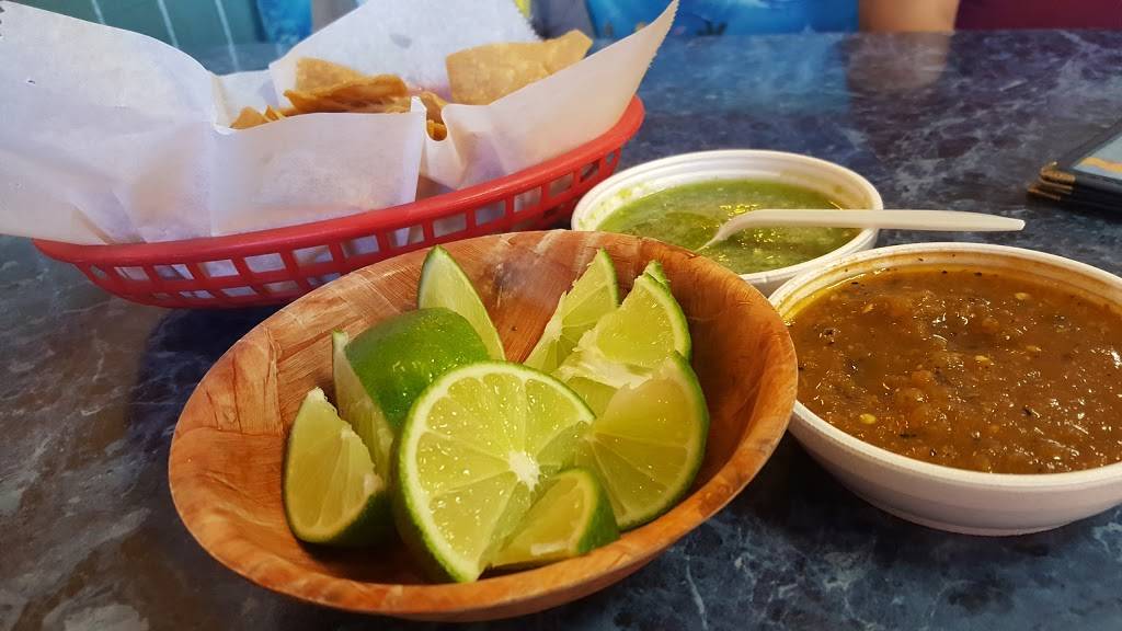 Las Islas Marias Numero Cinco | restaurant | 6909 Santa Fe Ave, Huntington Park, CA 90255, USA | 3235890469 OR +1 323-589-0469