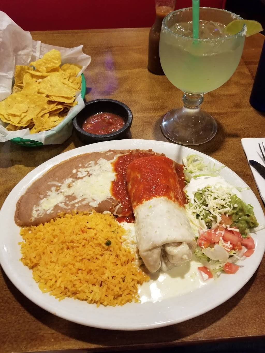 Cactus 2 Restaurant & Cantina | restaurant | 314 E Burlington St, Iowa City, IA 52240, USA | 3193372464 OR +1 319-337-2464