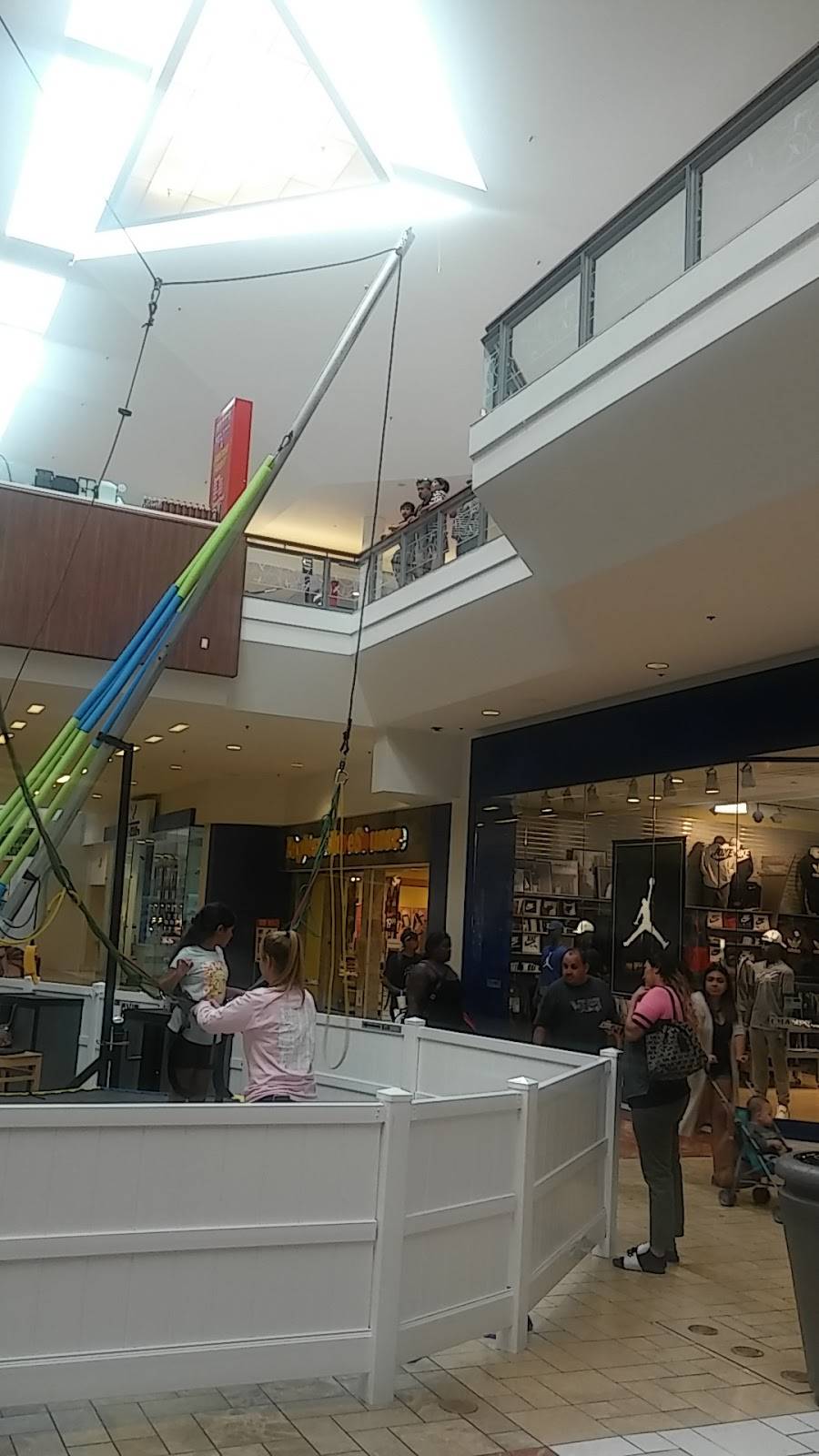 Taco Bell | restaurant | 1350 Travis Blvd, Fairfield, CA 94533, USA | 7073993672 OR +1 707-399-3672