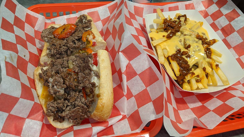 Papas Cheesesteaks | restaurant | 32 Hartnell Ave, Redding, CA 96002, USA | 5302151753 OR +1 530-215-1753