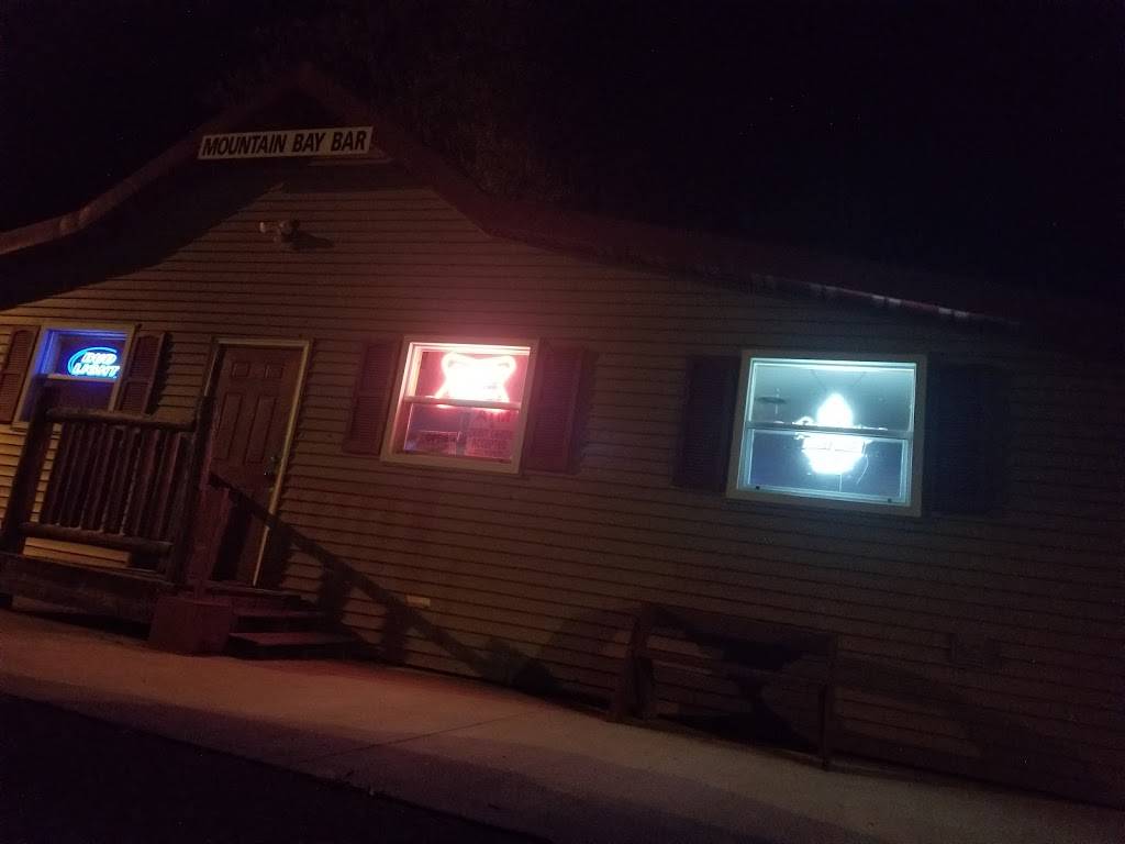 Mountain Bay Bar & Grill | restaurant | Mill St, Eland, WI 54427, USA | 7152532514 OR +1 715-253-2514