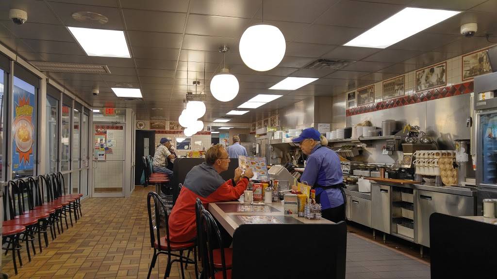 Waffle House | meal takeaway | 1804 McCormick Dr, Tifton, GA 31793, USA | 2293828332 OR +1 229-382-8332