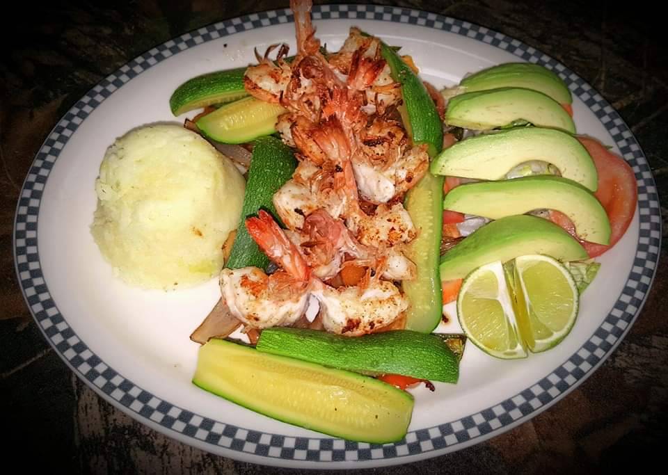 Casa Jimenez Restaurant | restaurant | 15800 Main St #220, Hesperia, CA 92345, USA | 7609569913 OR +1 760-956-9913