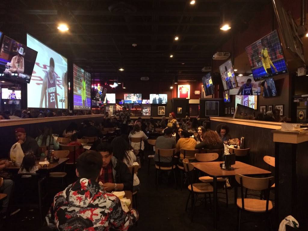 Buffalo Wild Wings | restaurant | 690 E Hospitality Ln, San Bernardino, CA 92408, USA | 9093807692 OR +1 909-380-7692