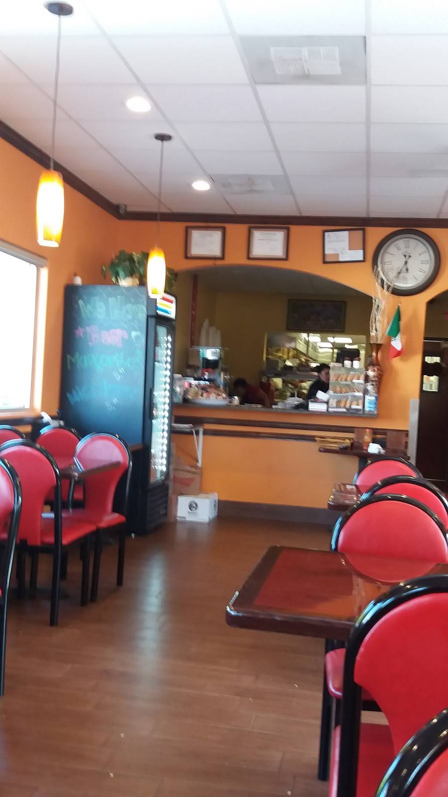 Taqueria Guadalajara | restaurant | 1616 SW Military Dr, San Antonio, TX 78221, USA | 2102679216 OR +1 210-267-9216