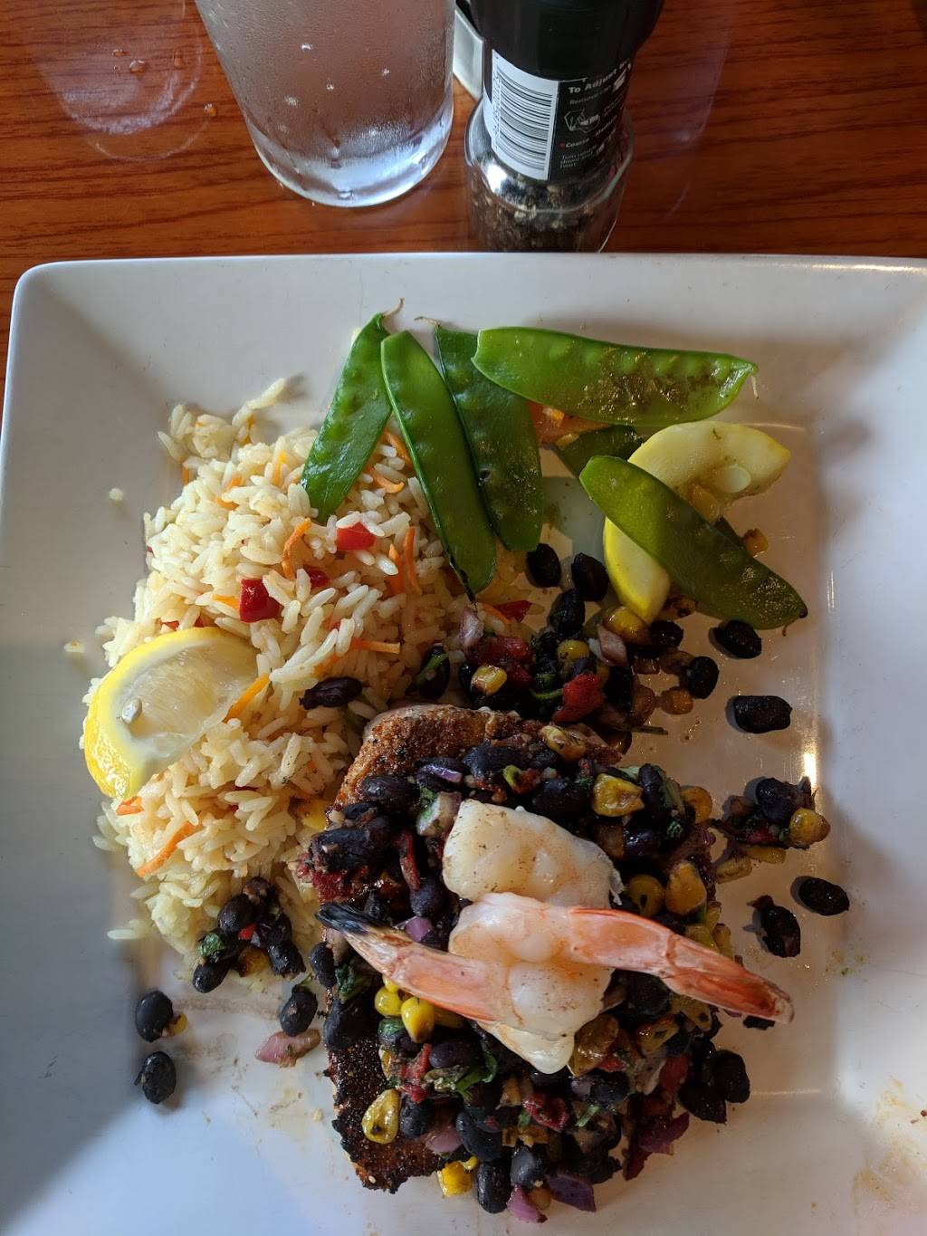 Scotts Fish Market Restaurant | restaurant | 17 Harbourside Ln, Hilton Head Island, SC 29928, USA | 8437857575 OR +1 843-785-7575