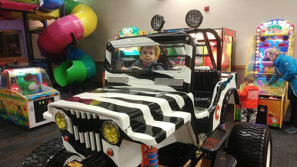 Chuck E. Cheese | restaurant | 4141 Dixie Rd, Mississauga, ON L4W 1V5, Canada | 9056024090 OR +1 905-602-4090