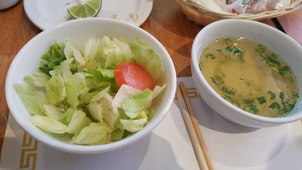 Pho Hat Ngo | restaurant | 22641 Lake Forest Dr, Lake Forest, CA 92630, USA | 9497075625 OR +1 949-707-5625