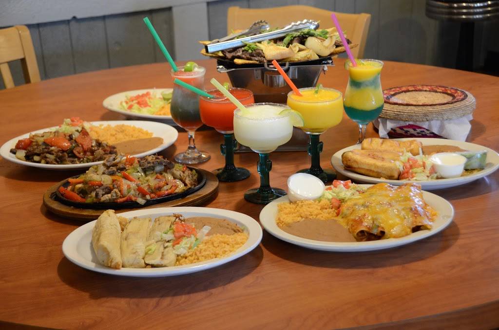 Lobos Place | restaurant | 1305 Wisconsin Ave, Grafton, WI 53024, USA | 2624218629 OR +1 262-421-8629