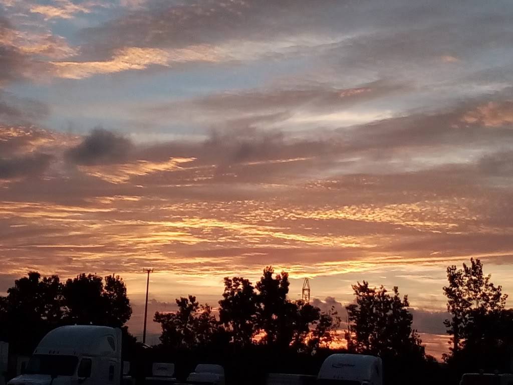 KFC | restaurant | 38 N Cedar St, Newark, OH 43055, USA | 7403455175 OR +1 740-345-5175