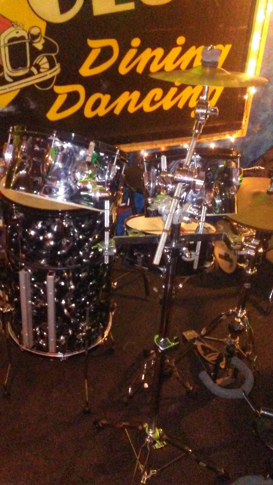 Paramont Catering Hall | restaurant | 2411 St Vincent Ave, Lasalle, IL 61301, USA | 8152239390 OR +1 815-223-9390