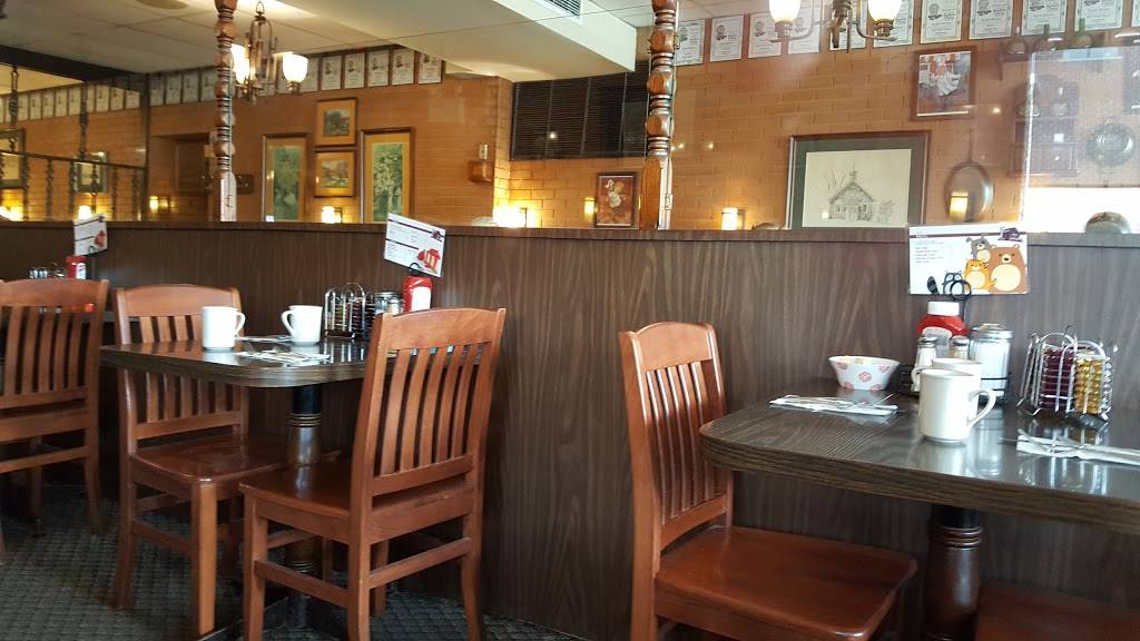 Russell Williams Restaurant | restaurant | 20 Plains Rd E, Burlington, ON L7T 2B9, Canada | 9056342929 OR +1 905-634-2929