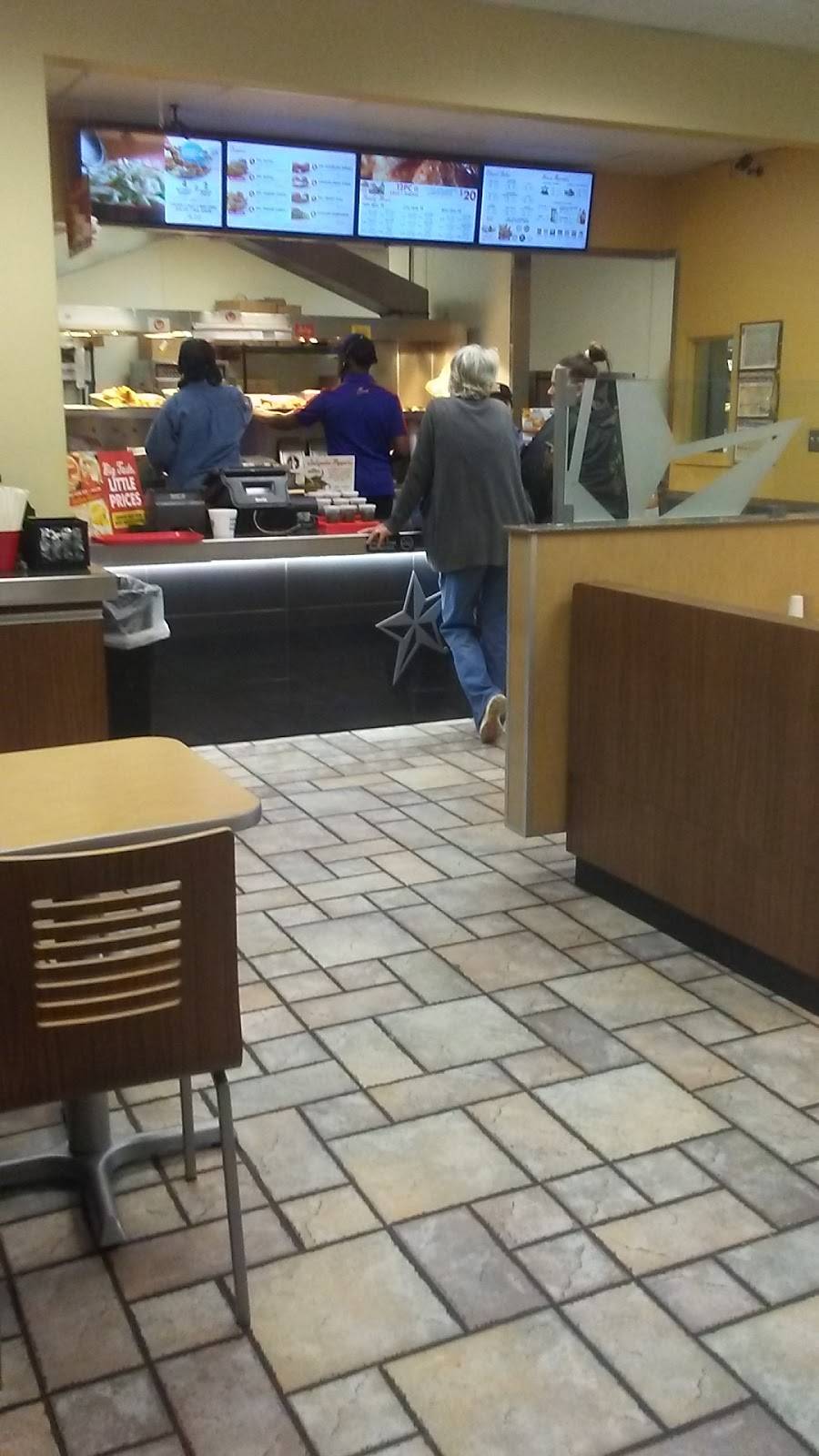 Churchs Chicken | restaurant | 3002 E Main St, Madisonville, TX 77864, USA | 9363483528 OR +1 936-348-3528