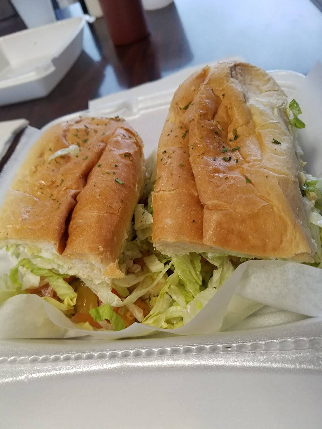 Sleepys Po-Boys | restaurant | 9591 S Main St, Houston, TX 77025, USA | 7136623054 OR +1 713-662-3054