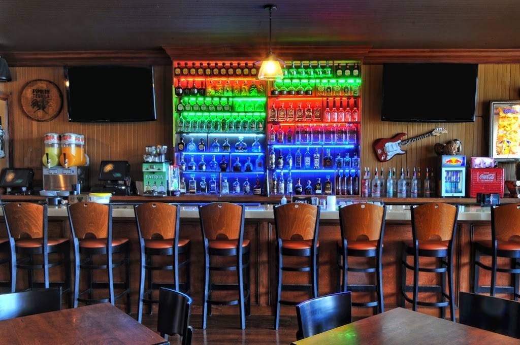 Taqueria Junction | restaurant | 8154 Columbia Rd, Olmsted Falls, OH 44138, USA | 4407936700 OR +1 440-793-6700