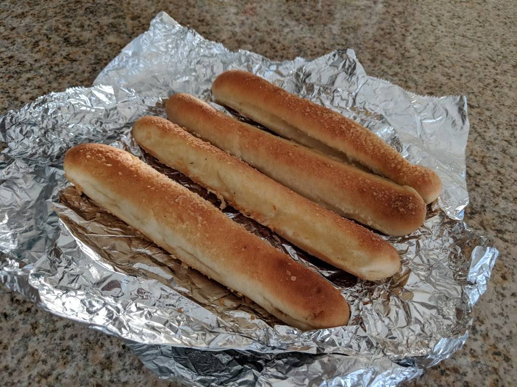 Chicago Style Pizza | restaurant | 10420 Portage Rd, Portage, MI 49002, USA | 2693230807 OR +1 269-323-0807