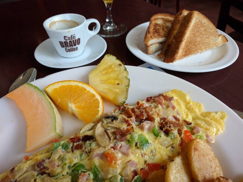 Eggsquis | restaurant | 234 Rue St-Charles, Sainte-Thérèse, QC J7E 2B4, Canada | 4504350444 OR +1 450-435-0444