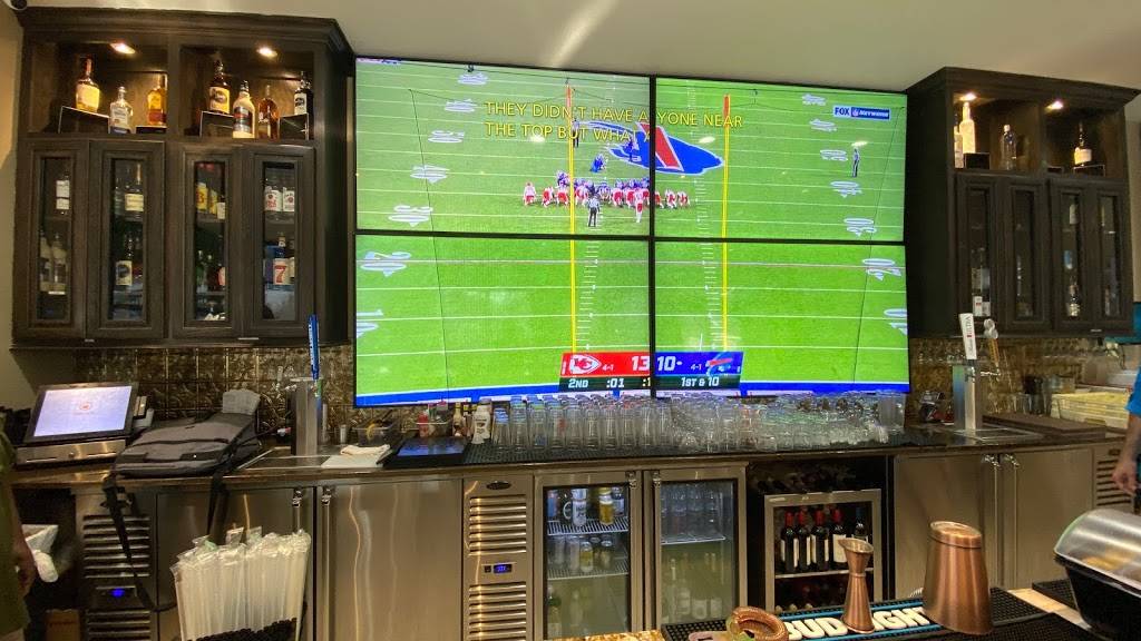 Breakwater Grille | restaurant | Montgomery, TX 77356, USA | 9365821164 OR +1 936-582-1164