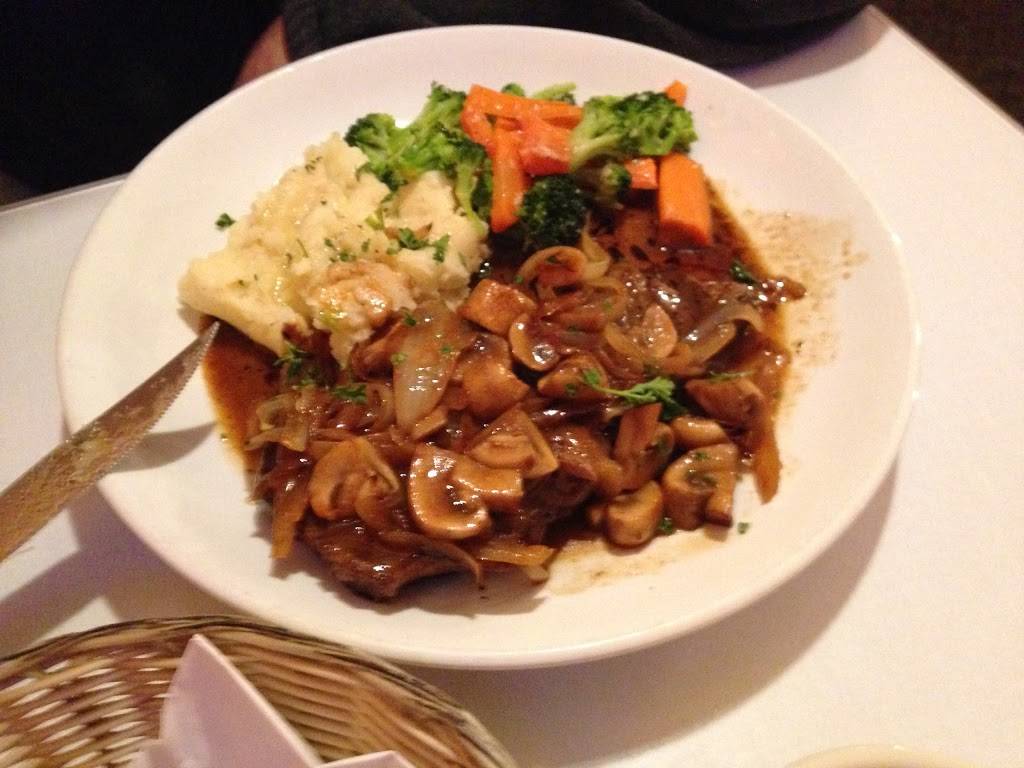 Rizvanis Pizza Restaurant | restaurant | 3322, 635 Straits Turnpike, Watertown, CT 06795, USA | 8609450112 OR +1 860-945-0112