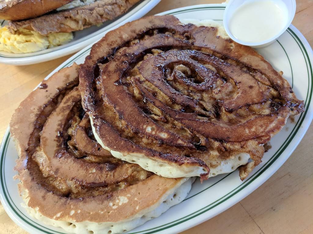 Carols Restaurant | restaurant | 1201 W Capitol Ave, West Sacramento, CA 95691, USA | 9163724631 OR +1 916-372-4631