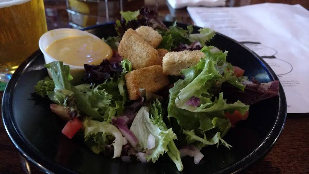 The Detour Bar & Grill | restaurant | 1920 E Riverside Blvd, Loves Park, IL 61111, USA | 7794230179 OR +1 779-423-0179