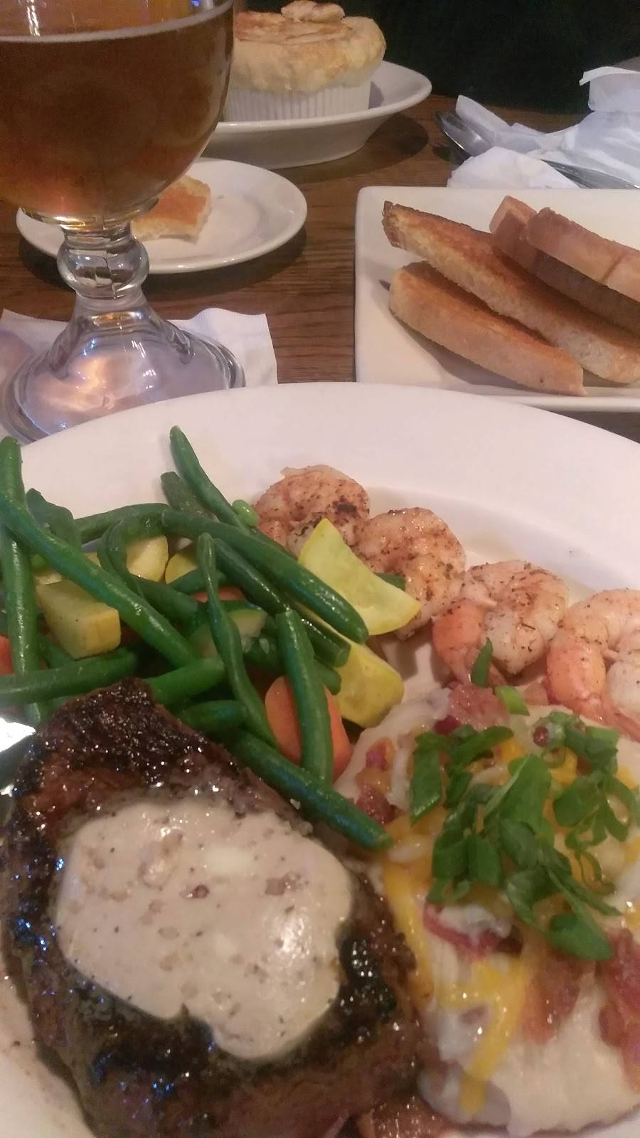 Marie Callenders Restaurant & Bakery | restaurant | 515 W 13th Ave, Escondido, CA 92025, USA | 7607413636 OR +1 760-741-3636