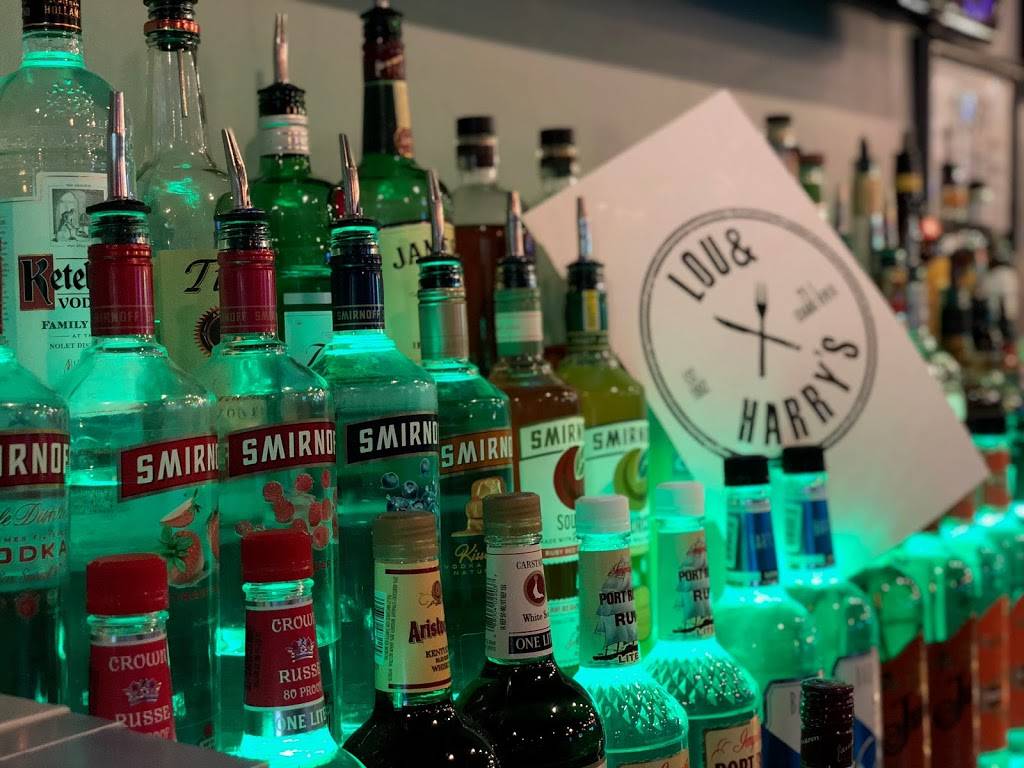 Lou and Harrys Bar/Grill | restaurant | 211 E Grand River Ave, East Lansing, MI 48823, USA | 5176572762 OR +1 517-657-2762