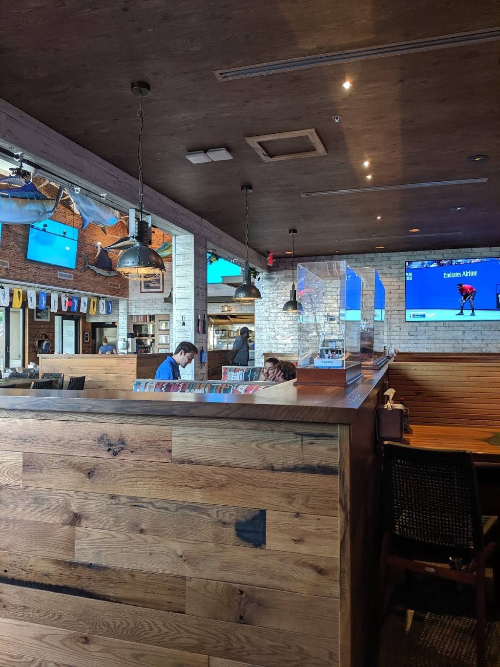 Quarterdeck Restaurants | restaurant | 1035 SE 17th St, Fort Lauderdale, FL 33316, USA | 9545246163 OR +1 954-524-6163