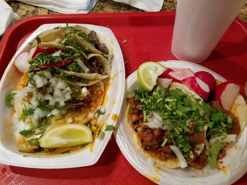 Taqueria 2 Potrillos | restaurant | 515 E 6th St, Corona, CA 92879, USA | 9515474430 OR +1 951-547-4430