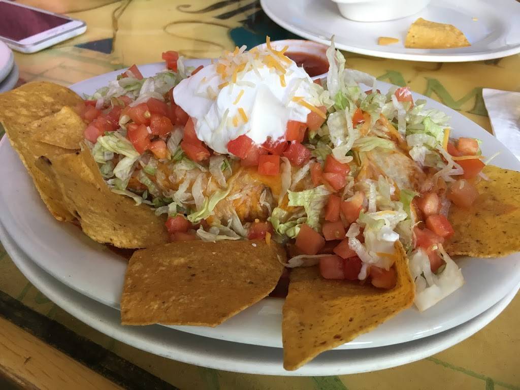 Moonraker Restaurant & Lounge | restaurant | 14490 Beadle Lake Road, (I-94, Exit 100), Battle Creek, MI 49014, USA | 2699627779 OR +1 269-962-7779