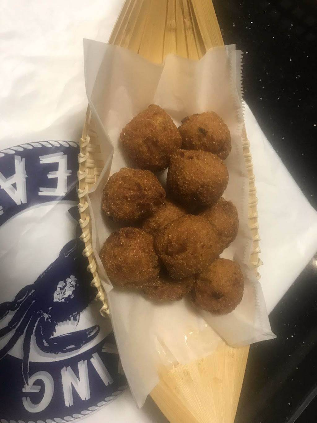 Shake Seafoods | restaurant | 7596A Haverford Ave, Philadelphia, PA 19151, USA | 2158788983 OR +1 215-878-8983