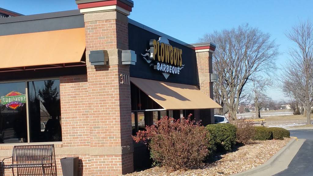 Plowboys BBQ | restaurant | 3111 S, MO-7, Blue Springs, MO 64015, USA | 8162287569 OR +1 816-228-7569