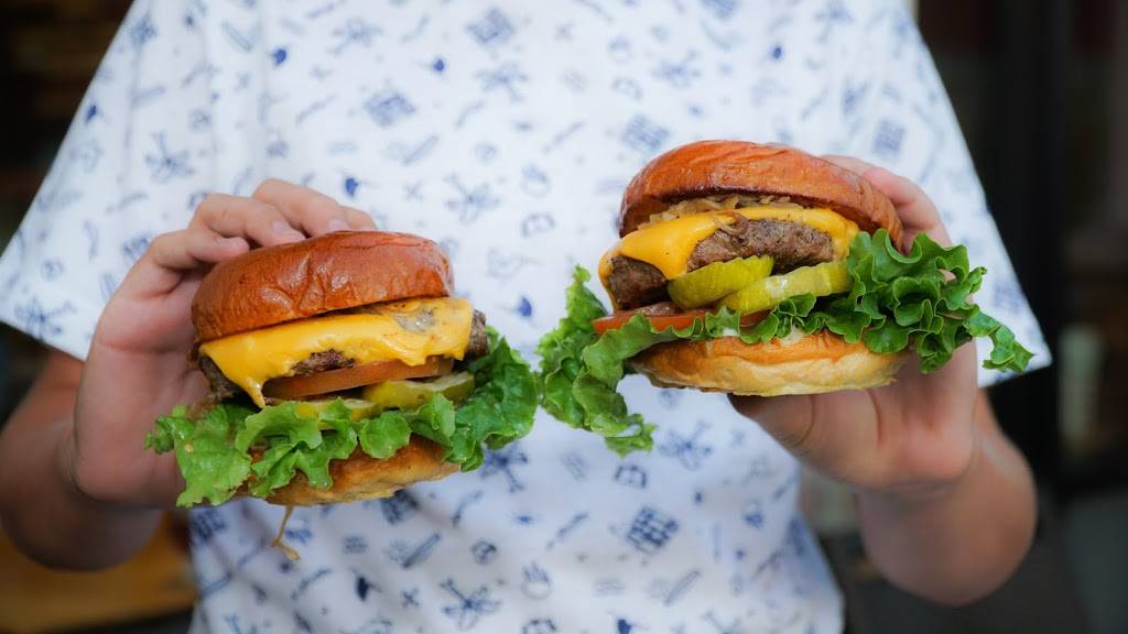 Hook Burger | restaurant | 6201 Topanga Canyon Blvd, Woodland Hills, CA 91367, USA | 8186101500 OR +1 818-610-1500